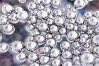 Было обнаружено, что наночастицы серебра очень эффективны для индуцирования кристаллизации в переохлажденных водных растворах