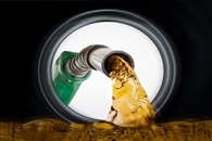 Ученые изучают влияние наночастиц на эффективность добычи нефти Ученые изучают влияние наночастиц на эффективность добычи нефти