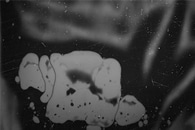 Ученые разработали новый метод создания упорядоченных массивов наноотверстий Ученые разработали новый метод создания упорядоченных массивов наноотверстий