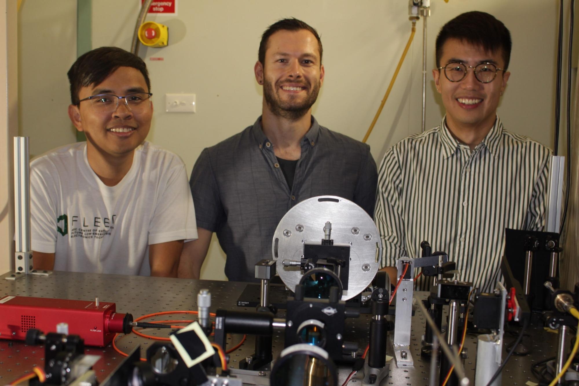 Ученые создают броню для хрупкой квантовой технологии